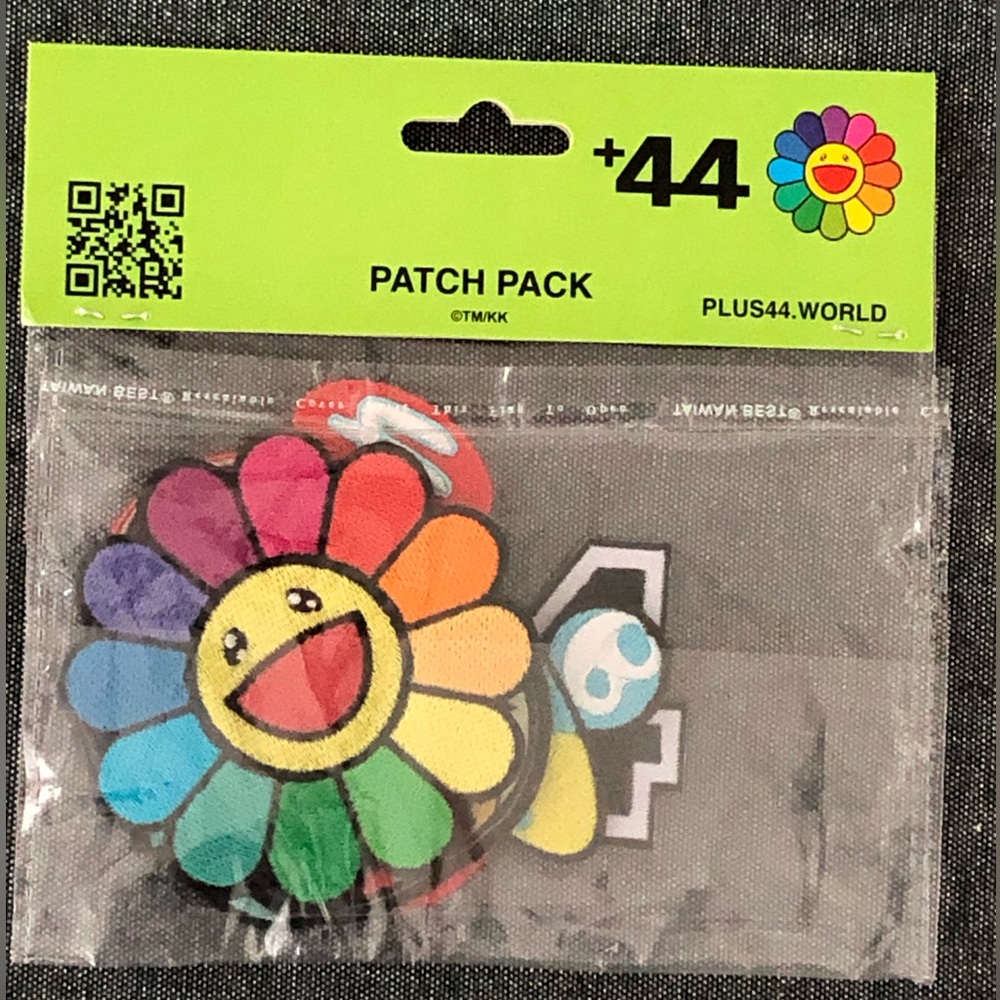 Takashi Murakami x Lewis Hamilton x ComplexCon +44 Murakami Flower Patch Set NWT - Picture 2 of 3